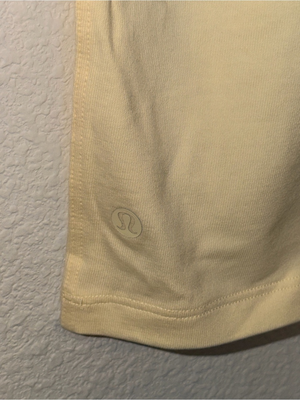 lululemon athletica Butter Cream 1998 Graphic Relaxed Cotton Tee - Picture 4 of 4